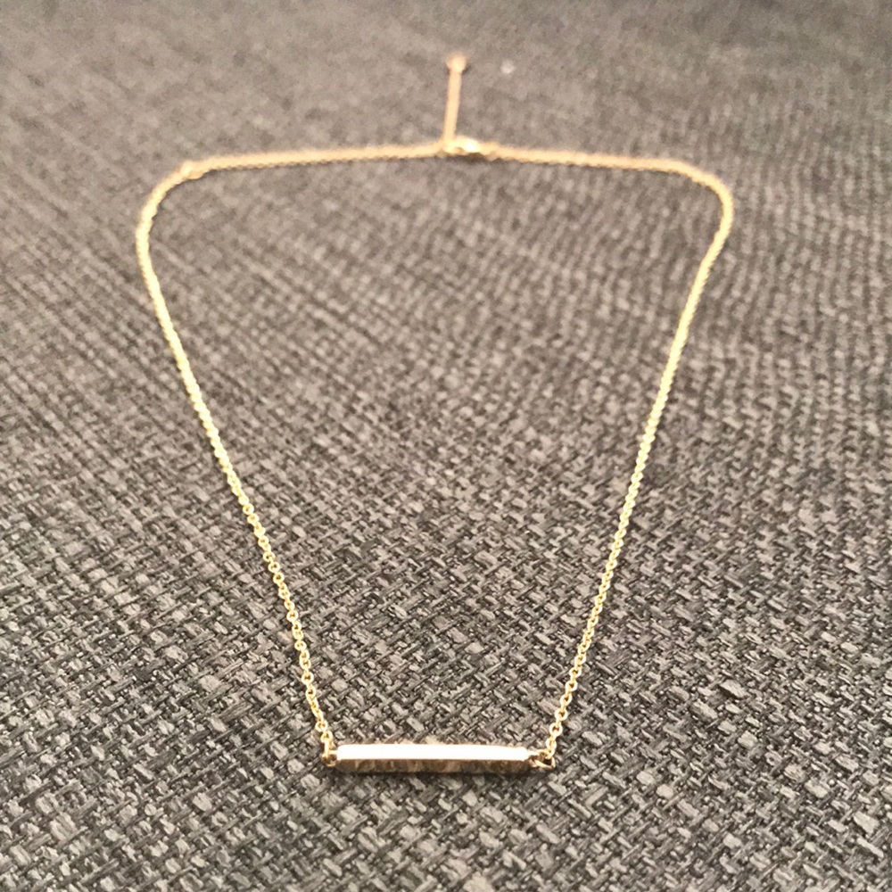 Gold bar necklace